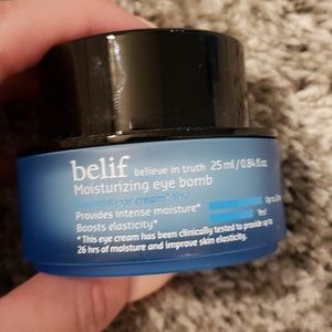 Belief moisturizing eye bomb cream